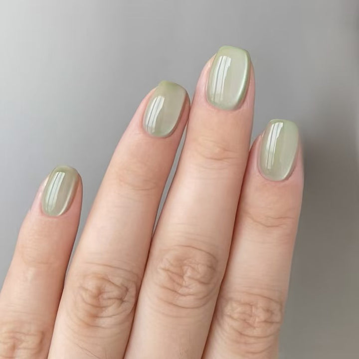 Glänzendes Press-On Nagelset Karnz