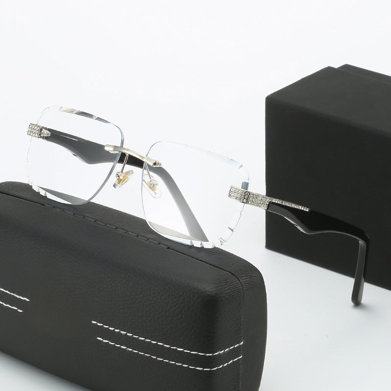 Damen Modische Sichtbrille mit luxuriösen Akzenten Karnz