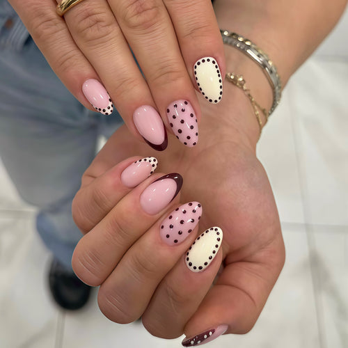 Dekoratives Drucknagelset mit modernem Design