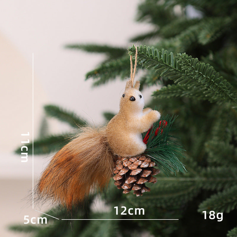 Niedliche Dekorationsfigur mit Eichhörnchenmotiv Karnz