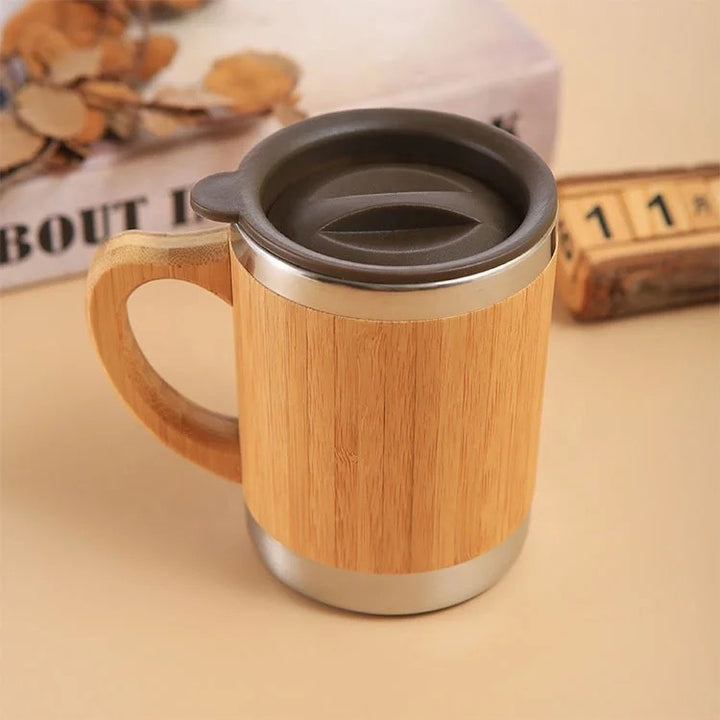Damen nachhaltiger Isolierkaffee-Becher mit Holzgriff Karnz