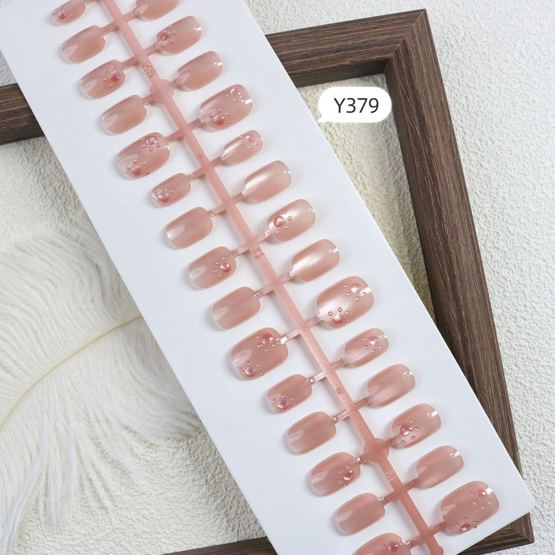 Schimmerndes Glossy Press-On Nagelset