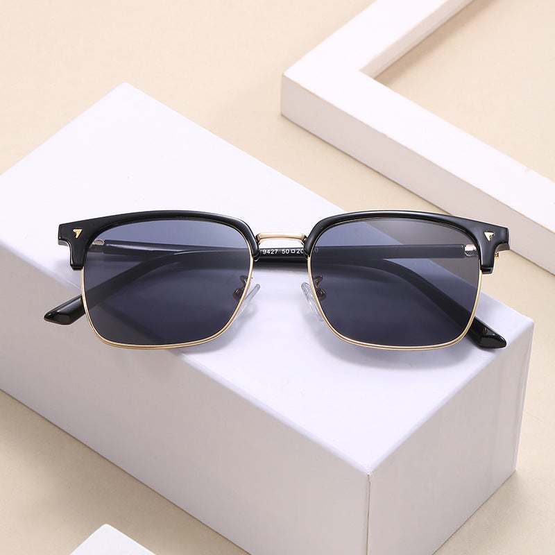Damen elegante quadratische Brille mit leichtem Metallrahmen Karnz