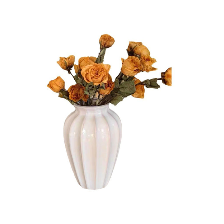 Elegante Keramikvase mit Rippenstruktur Karnz