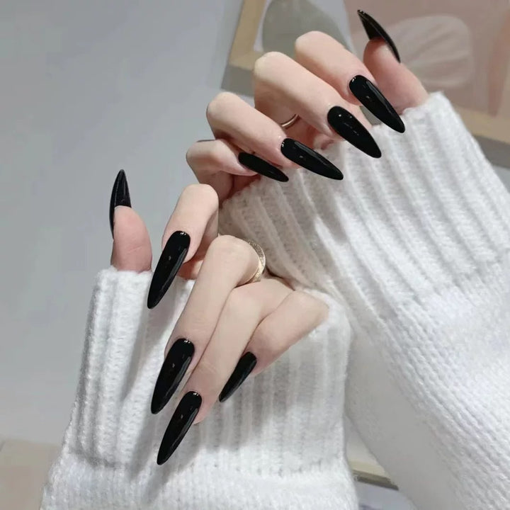 Elegantes Stiletto Press-On Nagelset