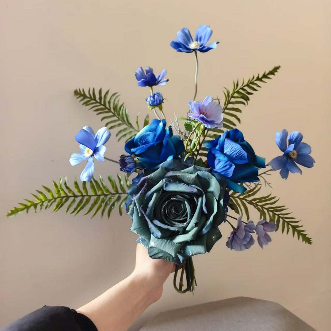 Elegante Blumenarrangement