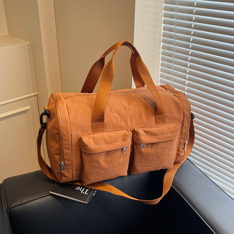 Vielseitige Sport-Reise-Duffletasche mit Mehrfachtaschen-Design Karnz