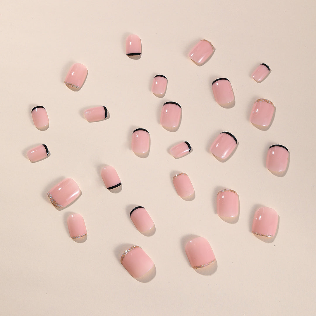 Elegante Gel-Nagelkunstverlängerungen Karnz