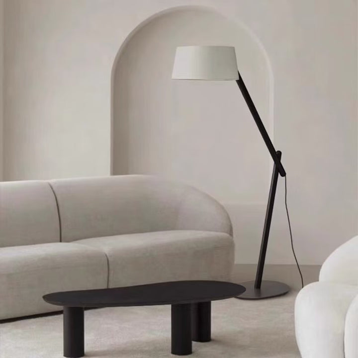 Verstellbare Holz-Stehlampe