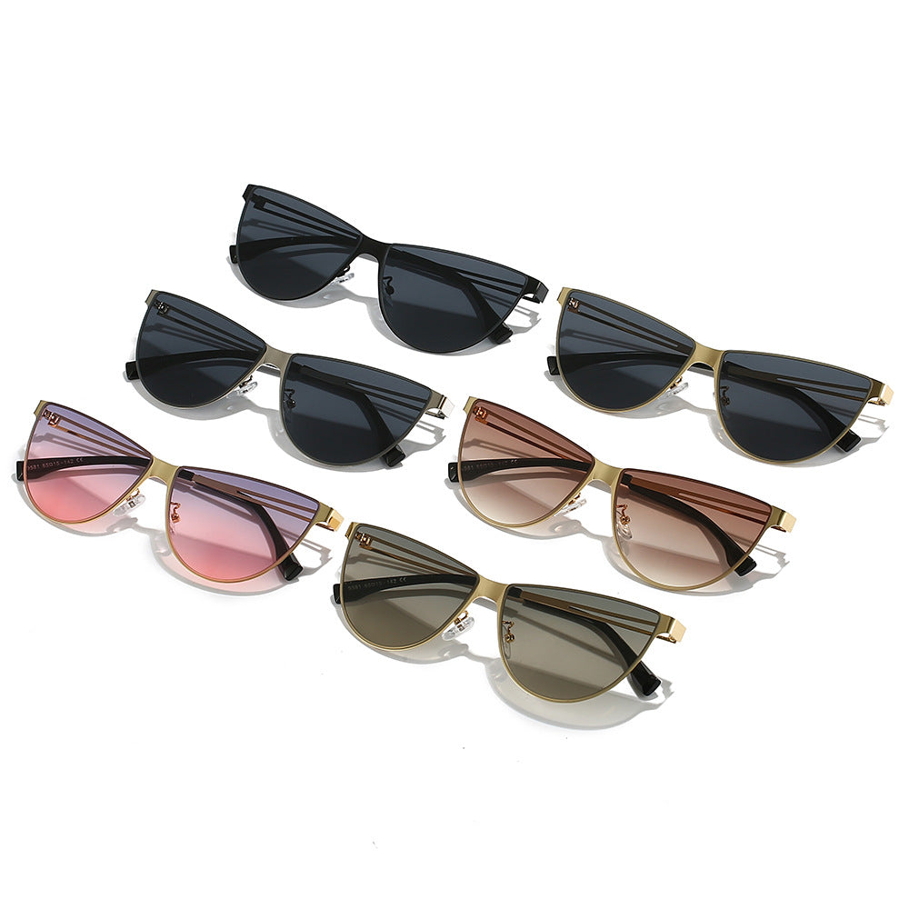 Damen Modische Cat-Eye Sonnenbrille mit elegantem Metallgestell Karnz