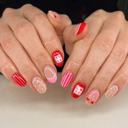 Festliches Nagelkunstdesign Karnz