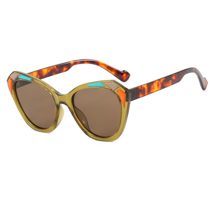 Damen Katzenaugen-Sonnenbrille mit modischen Details Karnz