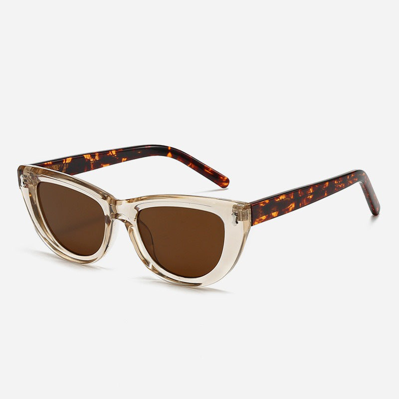 Damen Cat-Eye Sonnenbrille mit transparentem Rahmen und braunen Gläsern Karnz