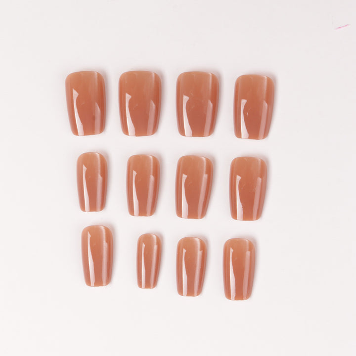 Premium Glänzende Gel-Nagelverlängerungen Karnz