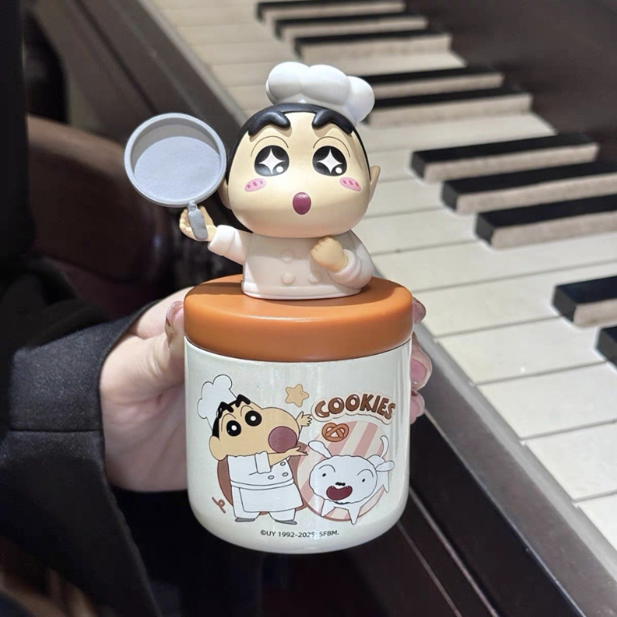 Unisex Snackbehälter mit Shōnen-Charakterdesign von Karnz
