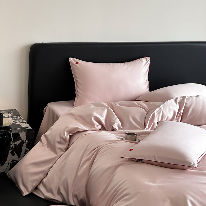 Luxus Satin Bettbezug Set mit kontrastierenden gepipten Kissenbezügen