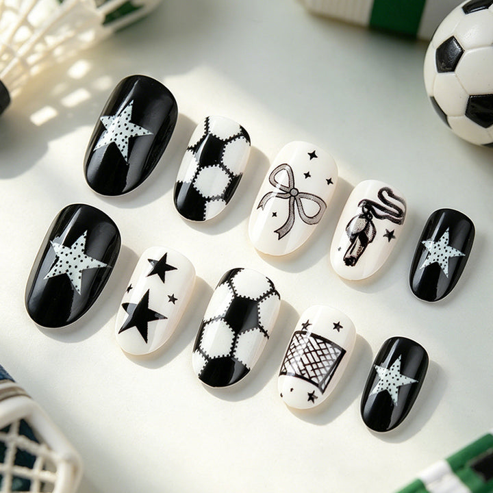 Sportliche Animierte Nagelkunst Karnz