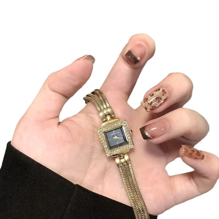 Elegante Armbanduhr mit Quadratischem Zifferblatt und Luxuriöser Mesh-Band Karnz