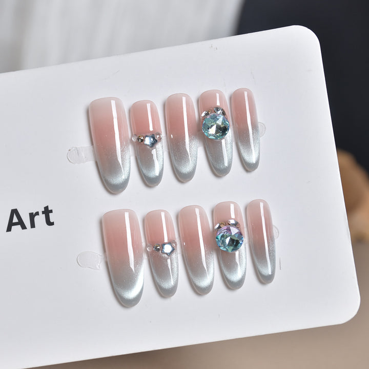 Premium Glossy Nagelverlängerungen mit Strassdetail Karnz