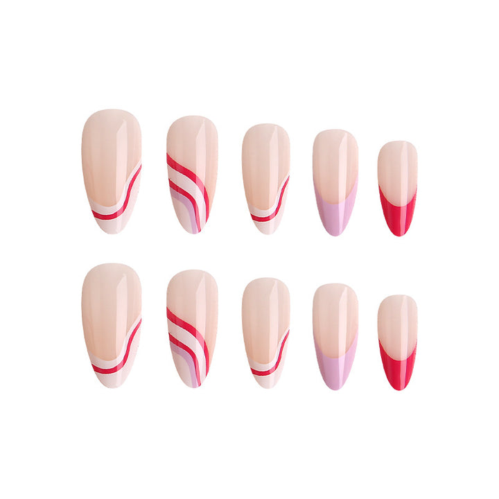 Kreative Nagelspitzen mit Farbverlauf Karnz