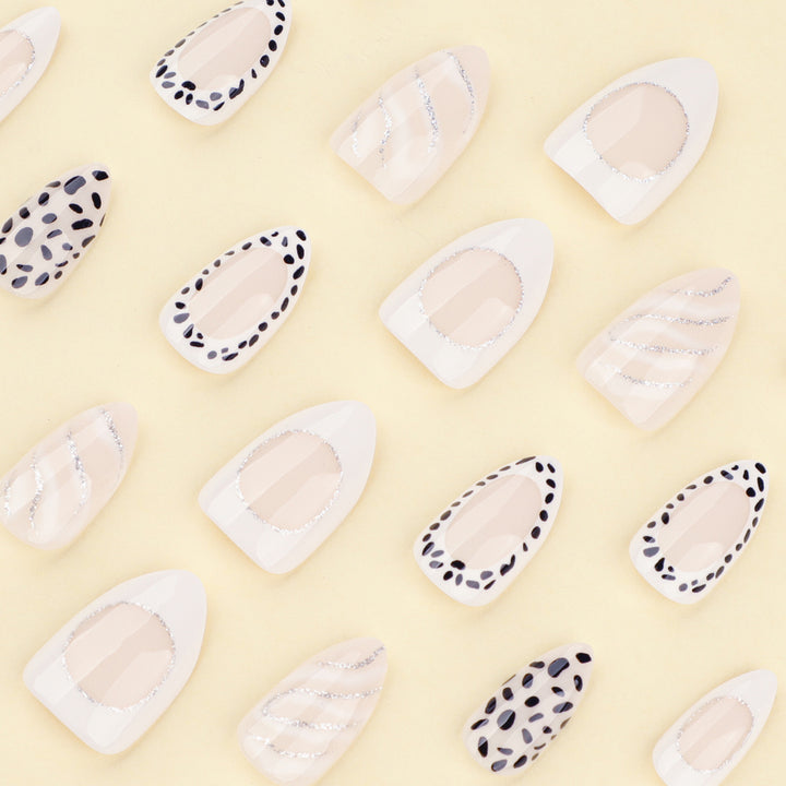 Trendige Nailart im kreativen Stiletto-Design Karnz