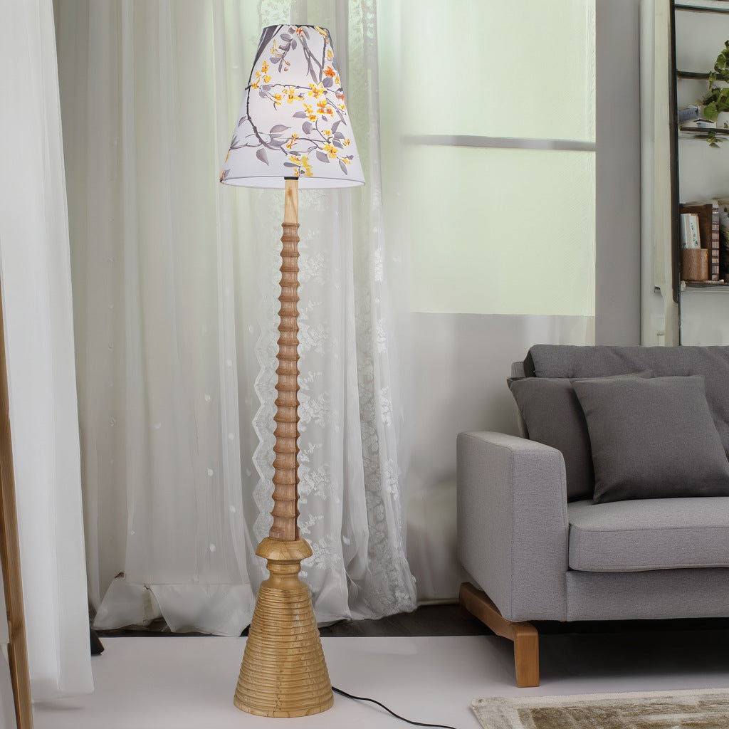 Blumenmuster Stehlampe
