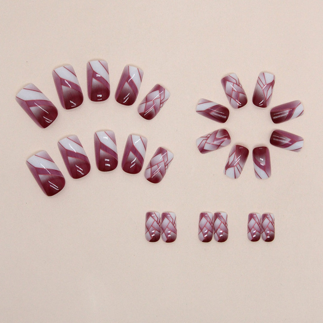 Künstlerische geometrische Nagelverlängerungen Karnz