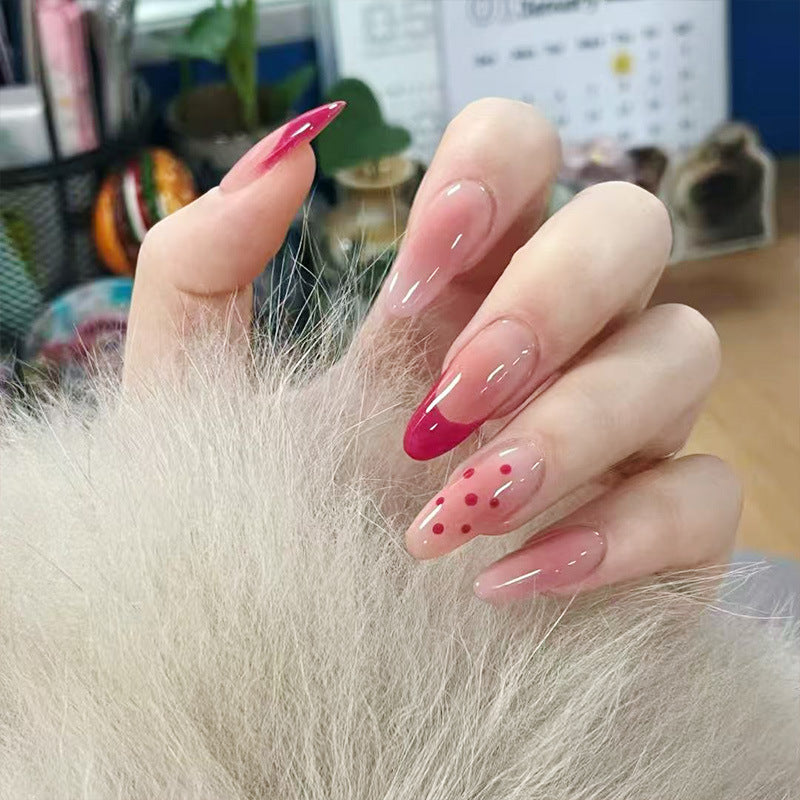 Dekorative Nagelkunst Karnz
