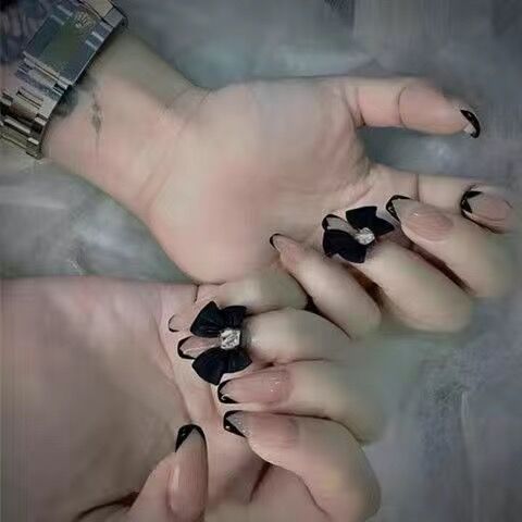 Elegante 3D Schleifenakzent Nagelkunstverlängerungen