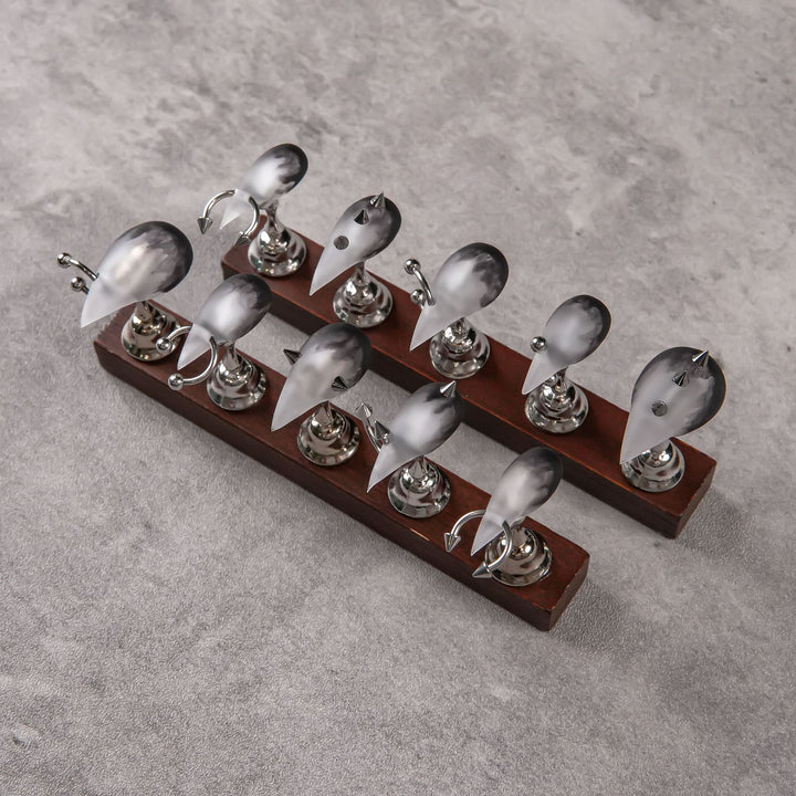 Dekorativer Stiletto Press-On Nail Set mit einzigartigem Design