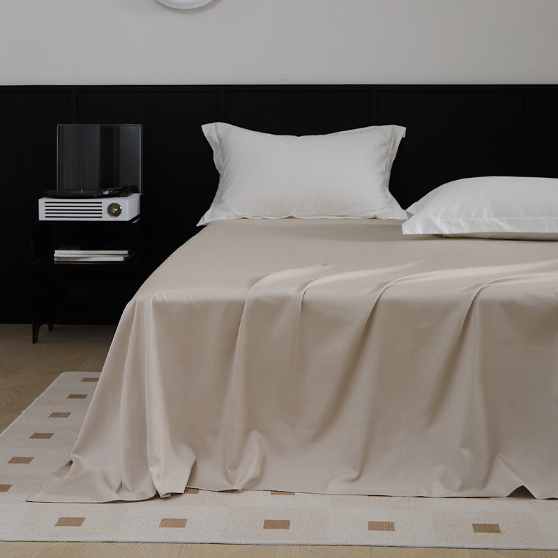 Glattes Bettlaken-Set aus Baumwollsatin mit edlem Fall