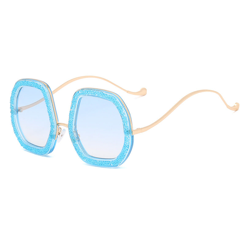 Damen extravagante Sonnenbrille mit funkelndem Rahmen Karnz