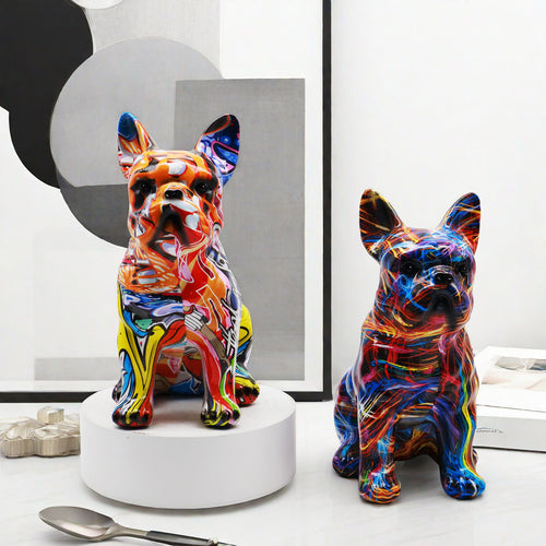 Künstlerisch gestaltete Bulldoggenfigur Karnz