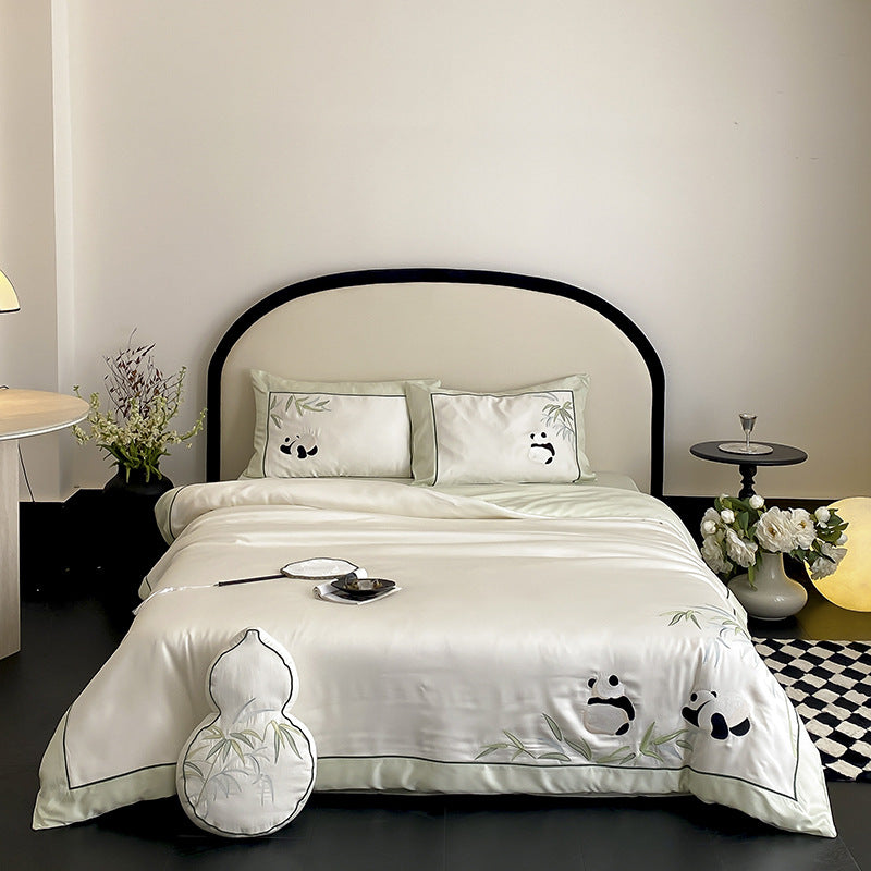 Satin-Feeling Besticktes Panda- & Bambus-Bettbezug-Set mit Kissenbezügen
