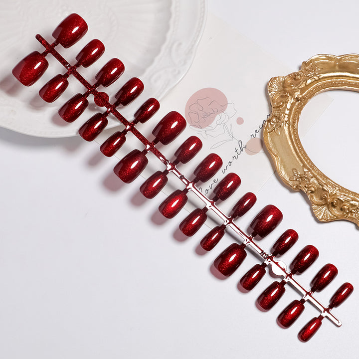 Glitzernder kurzer quadratischer Press-On-Nagelset Karnz