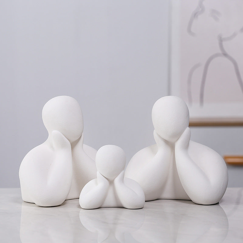 Künstlerische Entspannungsfigur Karnz