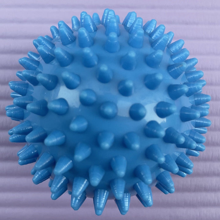 Massageball mit Noppen Karnz