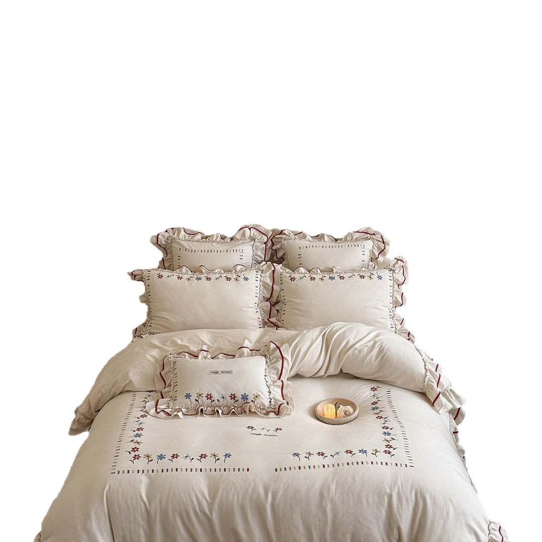Boho-inspiriertes Bettwäsche-Set aus Bio-Baumwolle mit Volant und Blumenstickerei