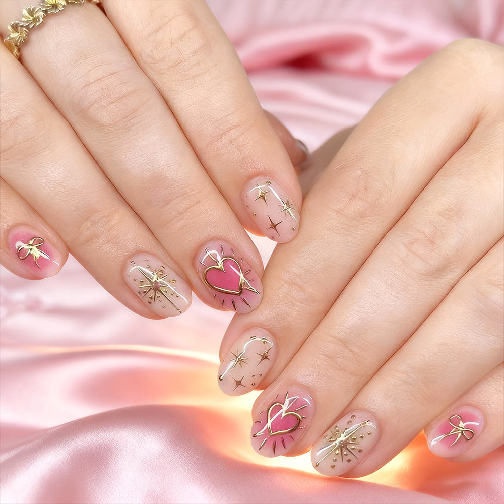 Herz-verziertes Nagelkunstset Karnz