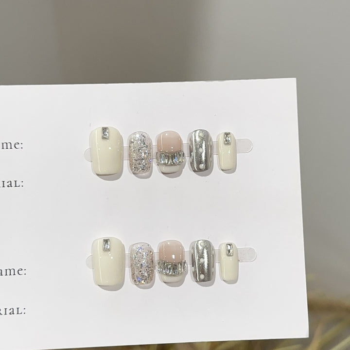 Dekorativer Nagelkunst Set