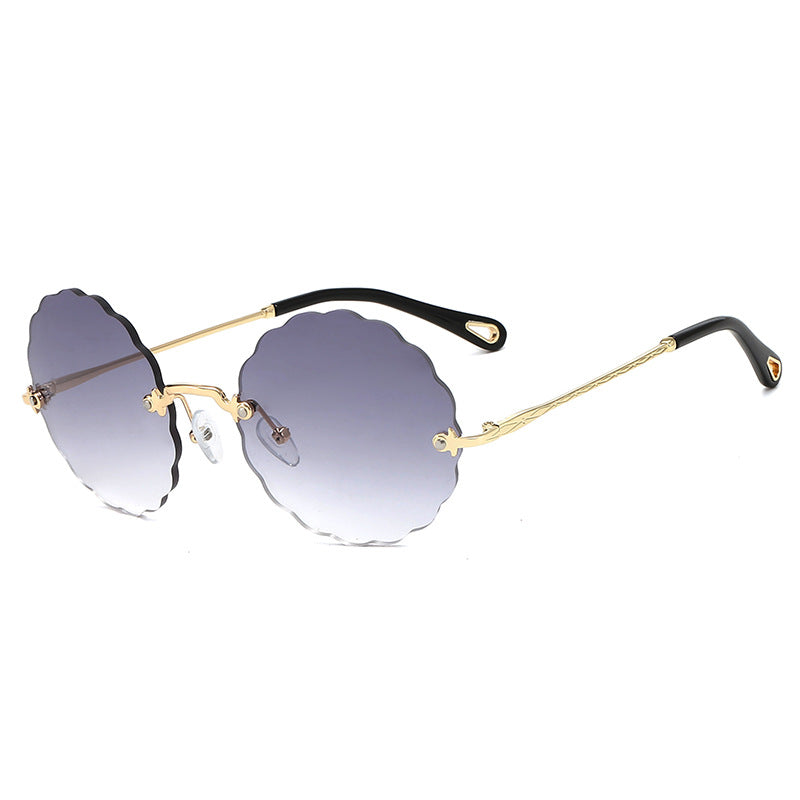 Damen Modische Brille mit verspieltem Wellenrahmen Karnz