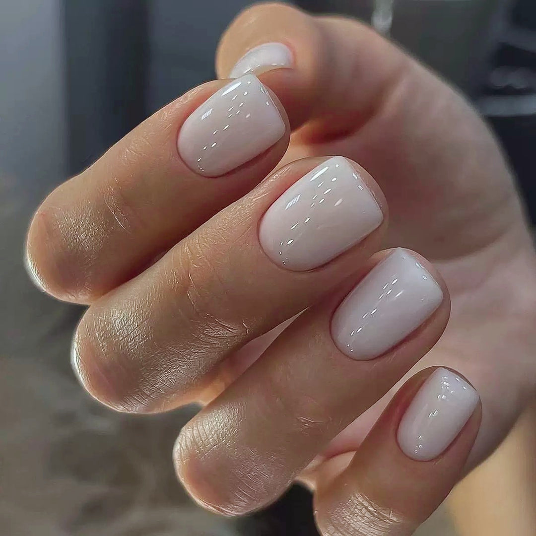 Nagelkunstset mit hochglänzendem Finish und luxuriösem Design Karnz