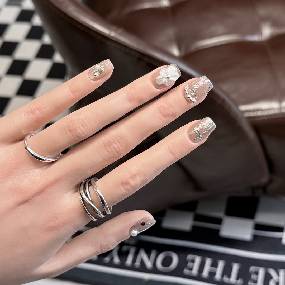 Dekorativer Acryl Press-On Nagelkunst Set Karnz