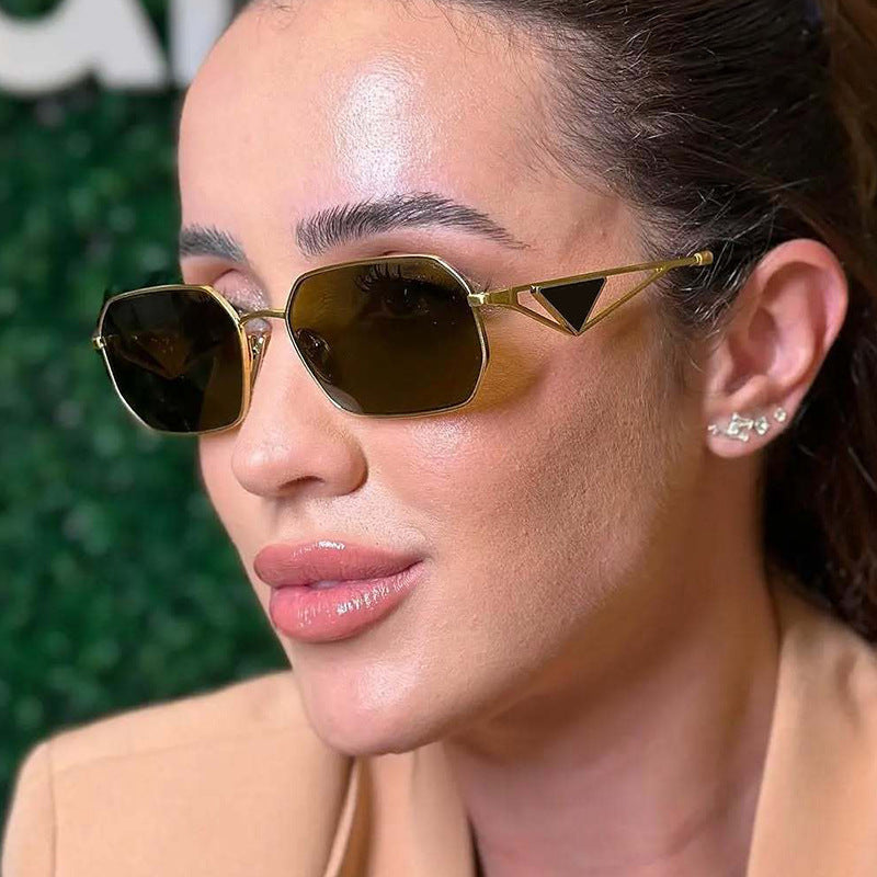 Damen geometrische Luxus-Sonnenbrille mit schmalem Hochglanz-Rahmen Karnz
