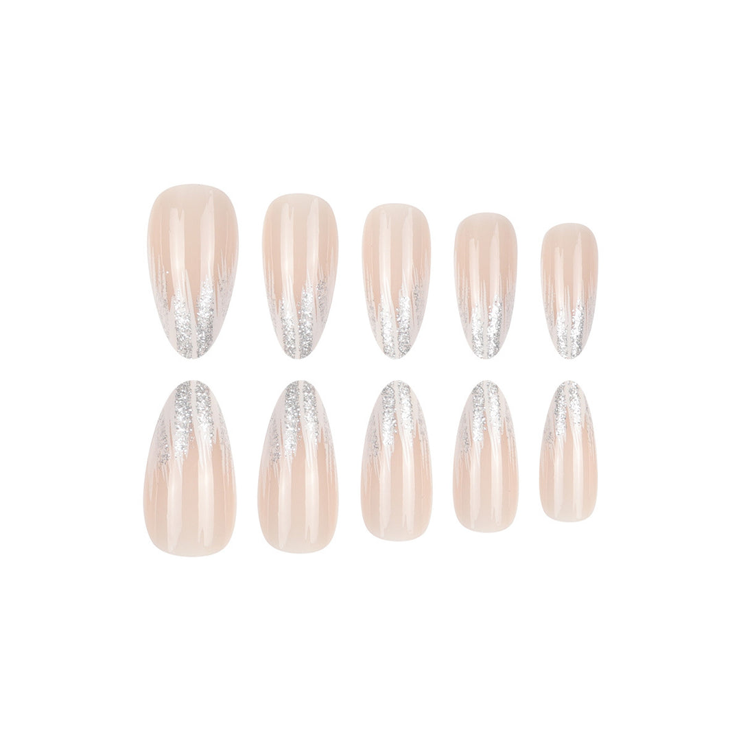 Stylische Glitter-Gradient-Nagelkunst-Erweiterungen Karnz