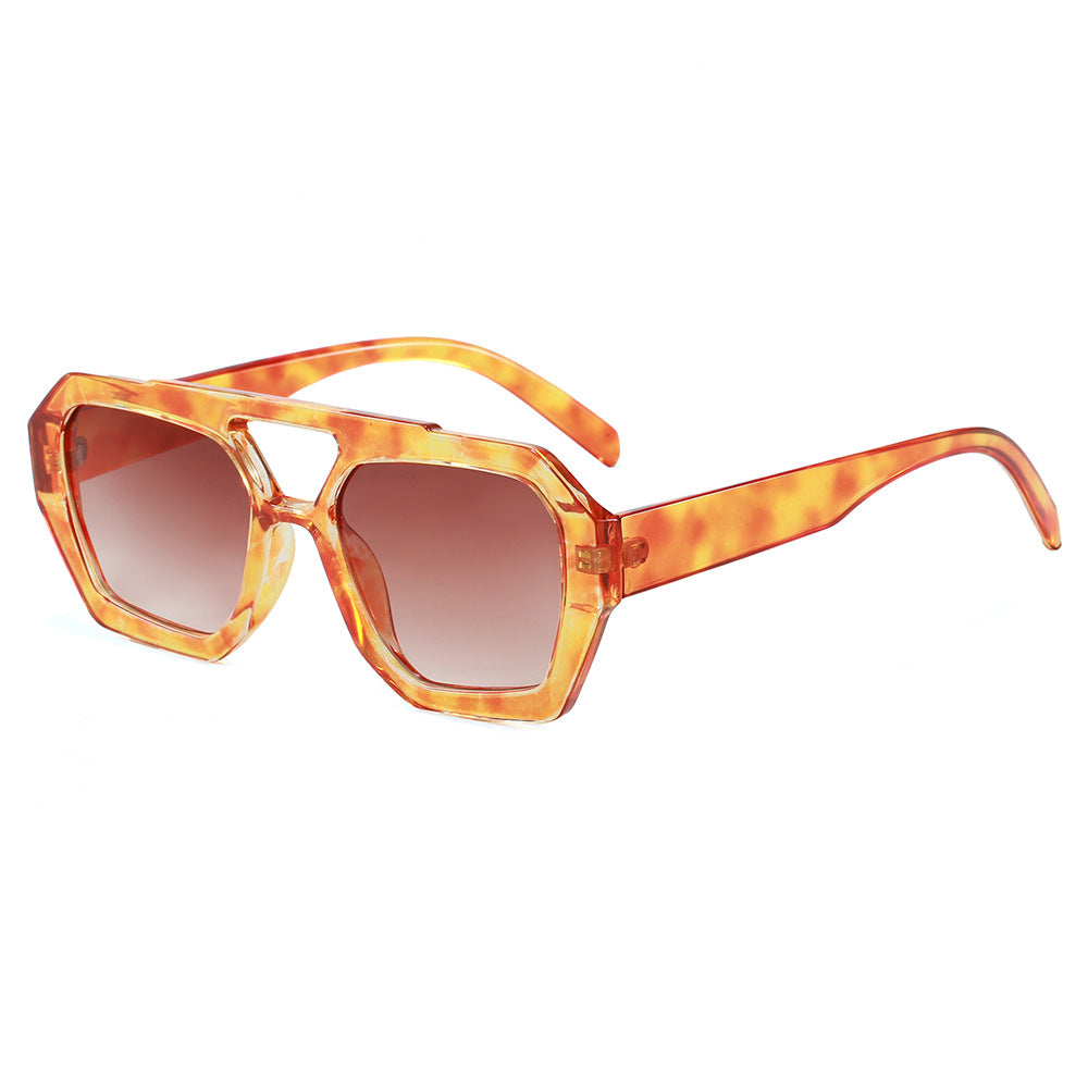 Damen geometrische Sonnenbrille im extravaganten Design Karnz