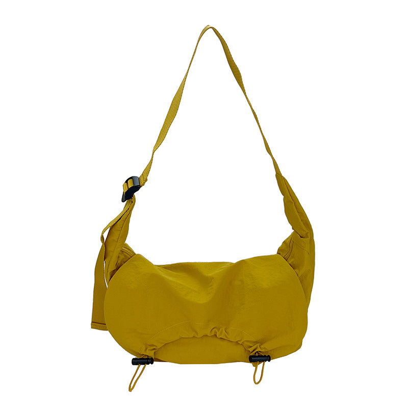 Lässiger leichter Umhänge-Slingbag