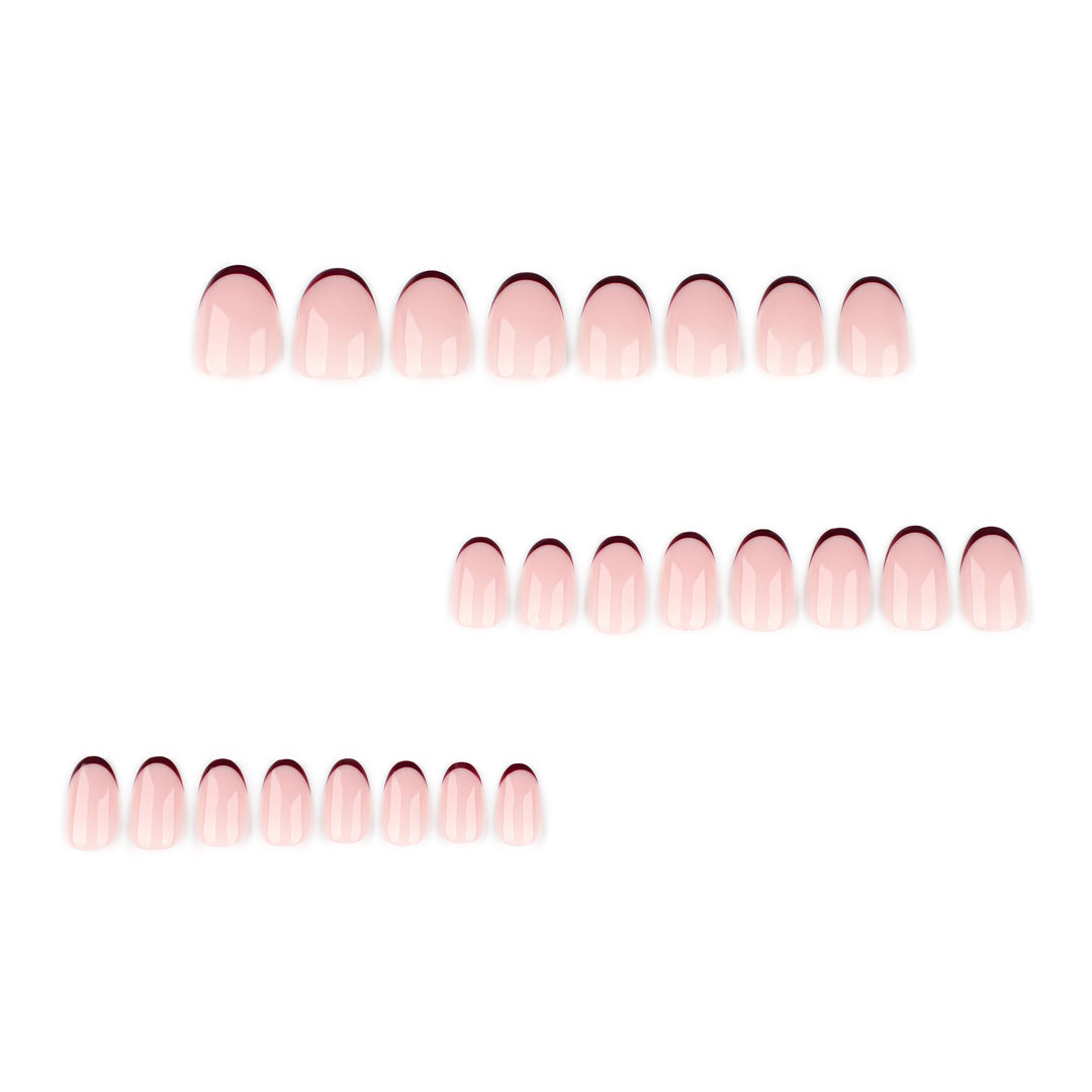 Elegante Nagelkunst mit Farbverlauf und Glossy-Finish Karnz