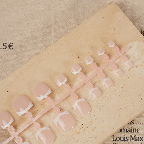 Stylishes French Tip Press-On Nagelset Karnz