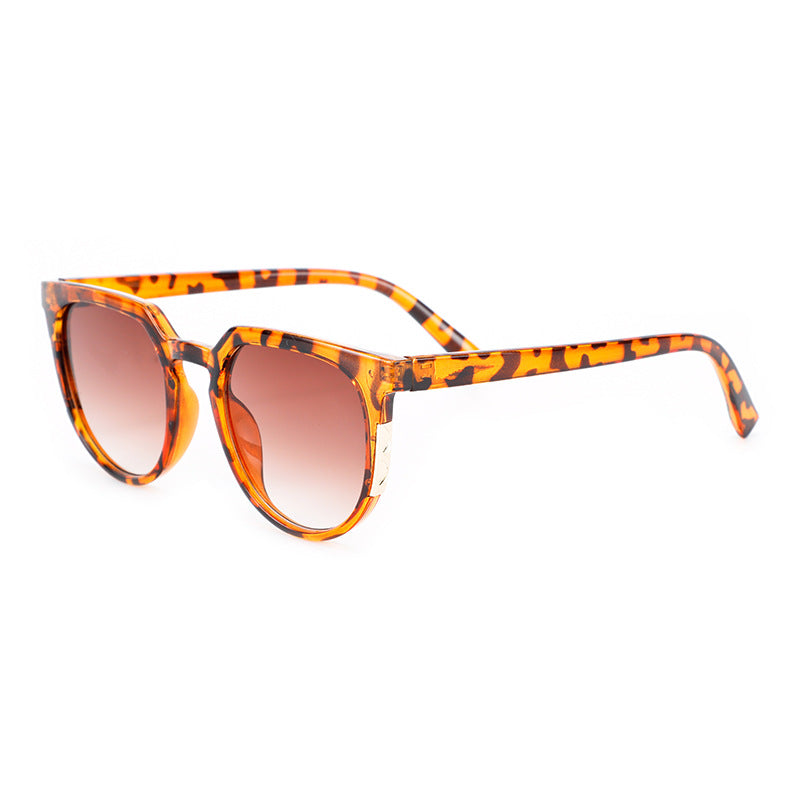 Damen elegante Sonnenbrille mit modischem Rahmen und UV-Schutz Karnz